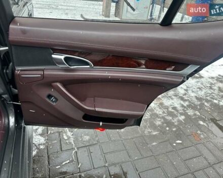 Серый Порше Панамера, объемом двигателя 4.8 л и пробегом 152 тыс. км за 31200 $, фото 14 на Automoto.ua