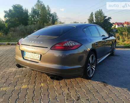 Сірий Порше Panamera, об'ємом двигуна 4.8 л та пробігом 143 тис. км за 34000 $, фото 14 на Automoto.ua