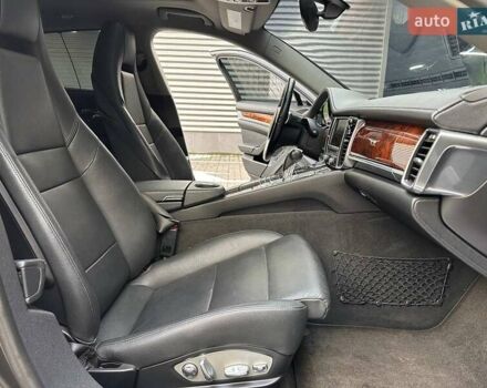 Серый Порше Панамера, объемом двигателя 3.61 л и пробегом 156 тыс. км за 20990 $, фото 10 на Automoto.ua