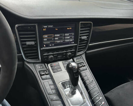Сірий Порше Panamera, об'ємом двигуна 4.81 л та пробігом 192 тис. км за 25000 $, фото 5 на Automoto.ua