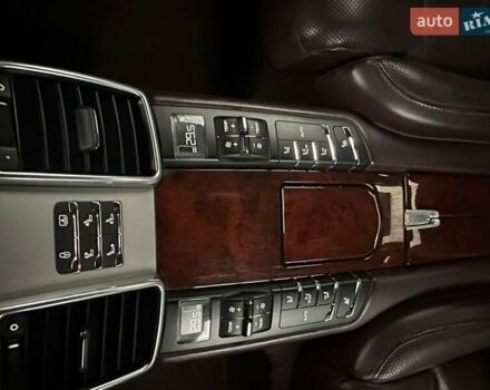 Серый Порше Панамера, объемом двигателя 4.8 л и пробегом 152 тыс. км за 31200 $, фото 7 на Automoto.ua