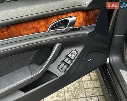 Серый Порше Панамера, объемом двигателя 3.61 л и пробегом 156 тыс. км за 20990 $, фото 11 на Automoto.ua