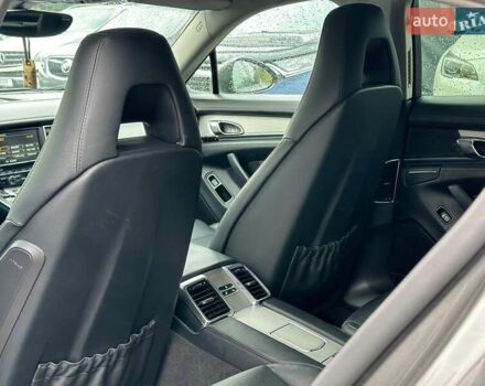 Порше Панамера 2013 в Виннице на Automoto.ua Серый Порше Панамера, объемом двигателя 3.6 л и пробегом 225 тыс. км за 29690 $, фото 20 на Automoto.ua