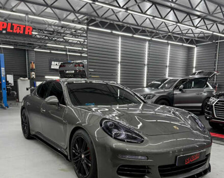 Порше Панамера 2013 в Киеве на Automoto.ua Серый Порше Панамера, объемом двигателя 3.6 л и пробегом 112 тыс. км за 27500 $, фото 1 на Automoto.ua