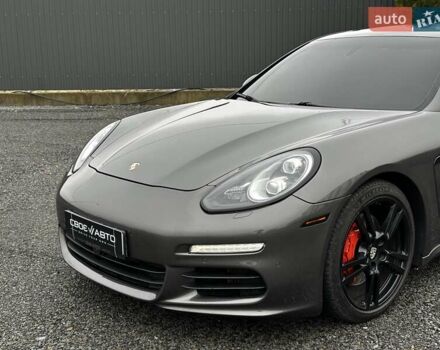 Сірий Порше Panamera, об'ємом двигуна 3 л та пробігом 192 тис. км за 22999 $, фото 2 на Automoto.ua