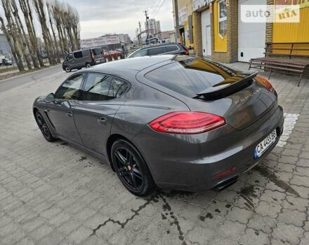 Сірий Порше Panamera, об'ємом двигуна 2.97 л та пробігом 190 тис. км за 55000 $, фото 20 на Automoto.ua