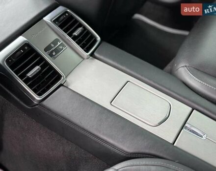 Порше Панамера 2013 в Виннице на Automoto.ua Серый Порше Панамера, объемом двигателя 3.6 л и пробегом 225 тыс. км за 29690 $, фото 21 на Automoto.ua