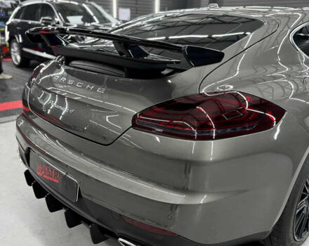 Порше Панамера 2013 в Киеве на Automoto.ua Серый Порше Панамера, объемом двигателя 3.6 л и пробегом 112 тыс. км за 27500 $, фото 4 на Automoto.ua