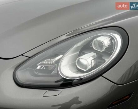 Сірий Порше Panamera, об'ємом двигуна 3 л та пробігом 192 тис. км за 22999 $, фото 4 на Automoto.ua