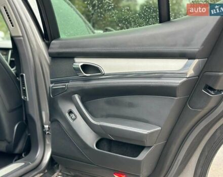 Порше Панамера 2013 в Виннице на Automoto.ua Серый Порше Панамера, объемом двигателя 3.6 л и пробегом 225 тыс. км за 29690 $, фото 25 на Automoto.ua