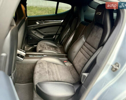 Серый Порше Панамера, объемом двигателя 4.8 л и пробегом 113 тыс. км за 30000 $, фото 16 на Automoto.ua