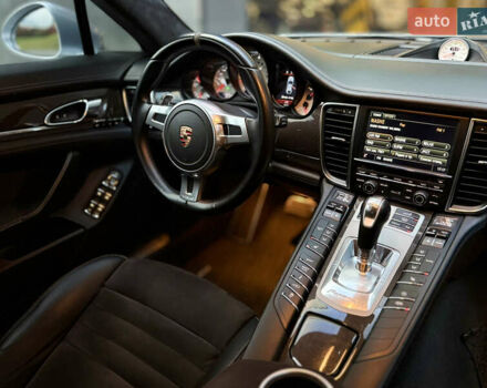 Серый Порше Панамера, объемом двигателя 4.8 л и пробегом 113 тыс. км за 30000 $, фото 21 на Automoto.ua