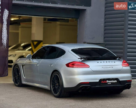 Серый Порше Панамера, объемом двигателя 4.8 л и пробегом 113 тыс. км за 30000 $, фото 5 на Automoto.ua
