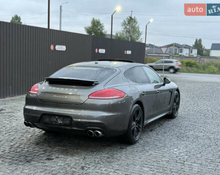 Сірий Порше Panamera, об'ємом двигуна 3 л та пробігом 122 тис. км за 29999 $, фото 3 на Automoto.ua