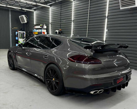 Порше Панамера 2013 в Киеве на Automoto.ua Серый Порше Панамера, объемом двигателя 3.6 л и пробегом 112 тыс. км за 27500 $, фото 5 на Automoto.ua