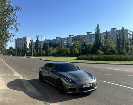 Порше Панамера 2013 в Киеве на Automoto.ua Серый Порше Панамера, объемом двигателя 3.6 л и пробегом 112 тыс. км за 27500 $, фото 24 на Automoto.ua