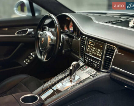 Серый Порше Панамера, объемом двигателя 4.8 л и пробегом 113 тыс. км за 30000 $, фото 20 на Automoto.ua