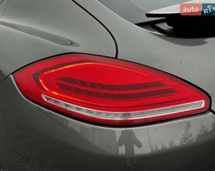 Сірий Порше Panamera, об'ємом двигуна 3 л та пробігом 192 тис. км за 22999 $, фото 10 на Automoto.ua