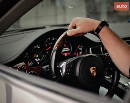 Порше Панамера 2013 в Киеве на Automoto.ua Серый Порше Панамера, объемом двигателя 3.6 л и пробегом 112 тыс. км за 27500 $, фото 27 на Automoto.ua