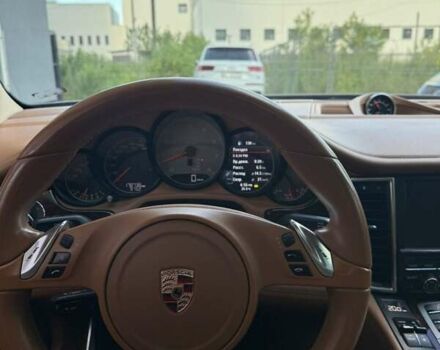 Серый Порше Панамера, объемом двигателя 3 л и пробегом 180 тыс. км за 22000 $, фото 9 на Automoto.ua