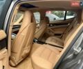 Сірий Порше Panamera, об'ємом двигуна 3 л та пробігом 98 тис. км за 18900 $, фото 12 на Automoto.ua
