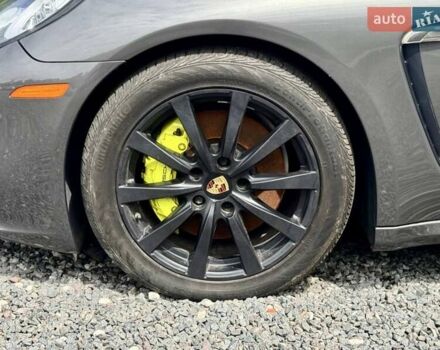 Сірий Порше Panamera, об'ємом двигуна 3 л та пробігом 98 тис. км за 18900 $, фото 6 на Automoto.ua