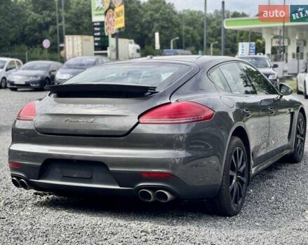 Сірий Порше Panamera, об'ємом двигуна 3 л та пробігом 98 тис. км за 18900 $, фото 4 на Automoto.ua