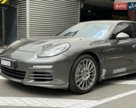 Серый Порше Панамера, объемом двигателя 3 л и пробегом 153 тыс. км за 26500 $, фото 1 на Automoto.ua