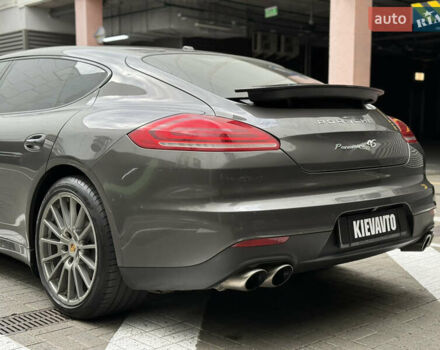 Серый Порше Панамера, объемом двигателя 3 л и пробегом 153 тыс. км за 26500 $, фото 6 на Automoto.ua