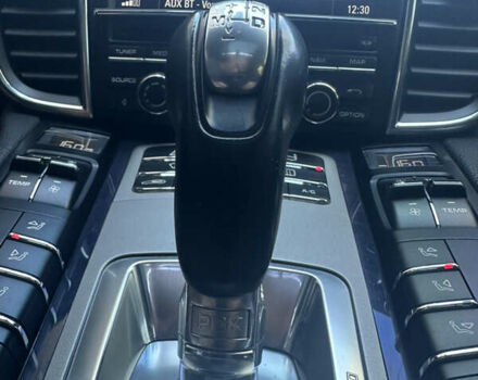 Серый Порше Панамера, объемом двигателя 3 л и пробегом 128 тыс. км за 29000 $, фото 19 на Automoto.ua