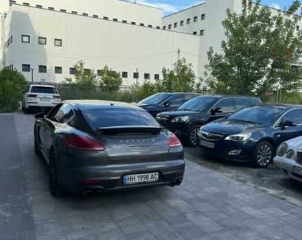 Серый Порше Панамера, объемом двигателя 3 л и пробегом 180 тыс. км за 22000 $, фото 4 на Automoto.ua