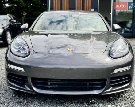 Сірий Порше Panamera, об'ємом двигуна 3 л та пробігом 98 тис. км за 18900 $, фото 1 на Automoto.ua