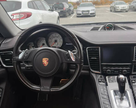 Серый Порше Панамера, объемом двигателя 3 л и пробегом 93 тыс. км за 27000 $, фото 12 на Automoto.ua