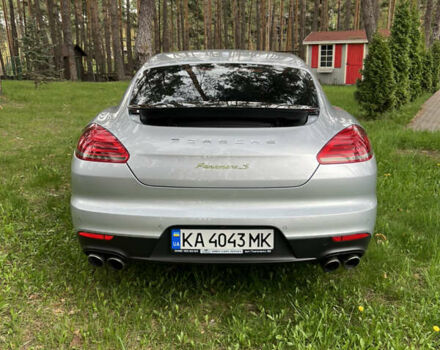 Сірий Порше Panamera, об'ємом двигуна 3 л та пробігом 195 тис. км за 39500 $, фото 5 на Automoto.ua