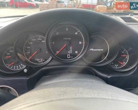 Сірий Порше Panamera, об'ємом двигуна 3 л та пробігом 173 тис. км за 49999 $, фото 8 на Automoto.ua