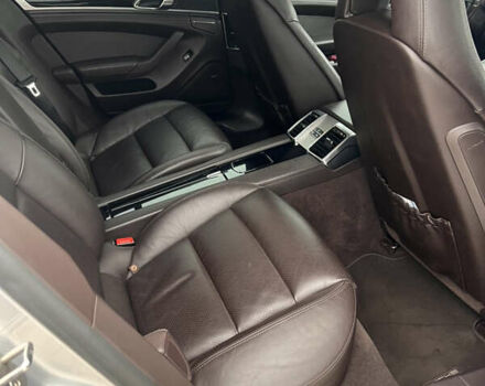 Серый Порше Панамера, объемом двигателя 3 л и пробегом 93 тыс. км за 27000 $, фото 15 на Automoto.ua