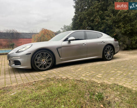 Серый Порше Панамера, объемом двигателя 3 л и пробегом 93 тыс. км за 27000 $, фото 1 на Automoto.ua