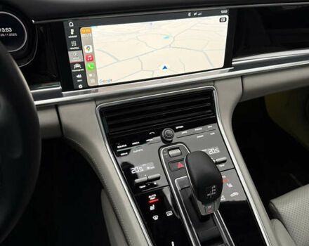 Сірий Порше Panamera, об'ємом двигуна 4 л та пробігом 70 тис. км за 69000 $, фото 13 на Automoto.ua