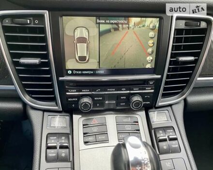 Сірий Порше Panamera, об'ємом двигуна 3.6 л та пробігом 100 тис. км за 39000 $, фото 121 на Automoto.ua