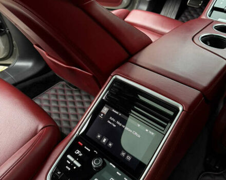 Серый Порше Панамера, объемом двигателя 2.9 л и пробегом 72 тыс. км за 68000 $, фото 23 на Automoto.ua