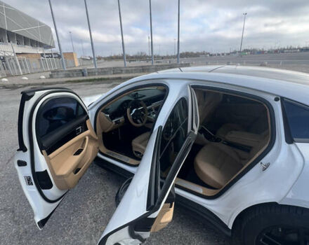 Серый Порше Панамера, объемом двигателя 2.89 л и пробегом 114 тыс. км за 49850 $, фото 8 на Automoto.ua