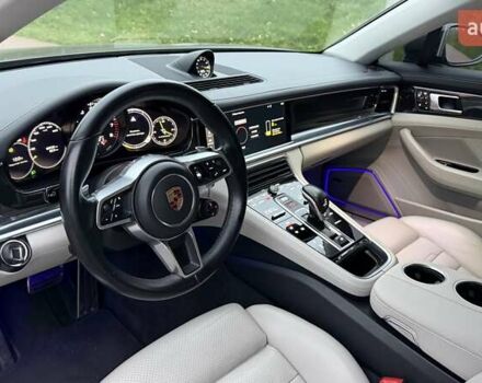 Серый Порше Панамера, объемом двигателя 2.89 л и пробегом 67 тыс. км за 65000 $, фото 11 на Automoto.ua