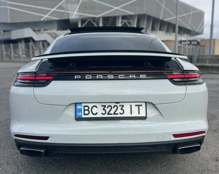 Серый Порше Панамера, объемом двигателя 2.89 л и пробегом 114 тыс. км за 49850 $, фото 17 на Automoto.ua