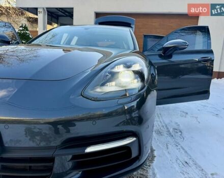 Сірий Порше Panamera, об'ємом двигуна 2.89 л та пробігом 67 тис. км за 54900 $, фото 36 на Automoto.ua