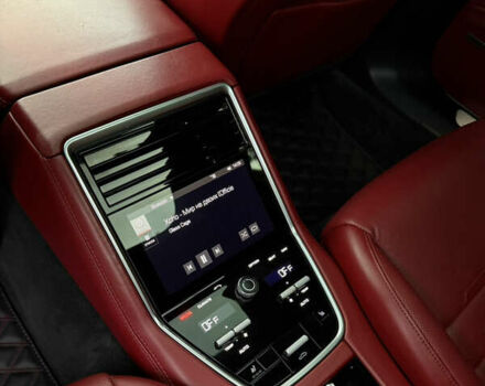 Серый Порше Панамера, объемом двигателя 2.9 л и пробегом 72 тыс. км за 68000 $, фото 24 на Automoto.ua