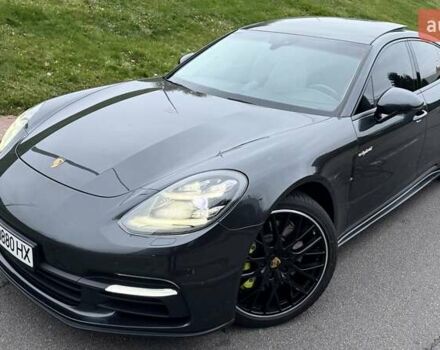 Серый Порше Панамера, объемом двигателя 2.89 л и пробегом 67 тыс. км за 65000 $, фото 2 на Automoto.ua