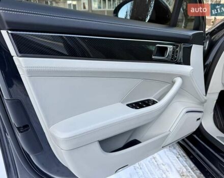 Сірий Порше Panamera, об'ємом двигуна 2.89 л та пробігом 67 тис. км за 54900 $, фото 74 на Automoto.ua