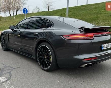 Серый Порше Панамера, объемом двигателя 2.89 л и пробегом 67 тыс. км за 65000 $, фото 1 на Automoto.ua