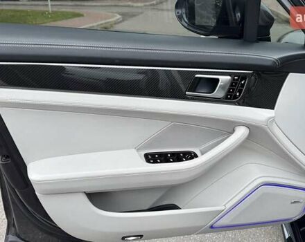 Серый Порше Панамера, объемом двигателя 2.89 л и пробегом 67 тыс. км за 65000 $, фото 13 на Automoto.ua