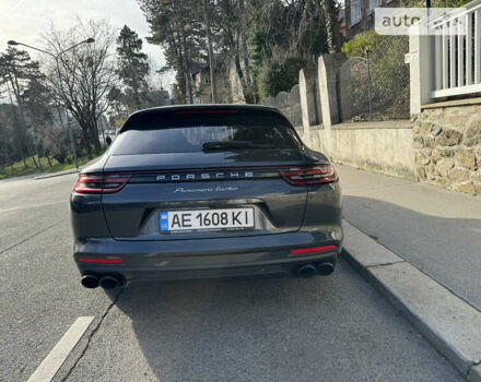 Сірий Порше Panamera, об'ємом двигуна 4 л та пробігом 53 тис. км за 85000 $, фото 8 на Automoto.ua